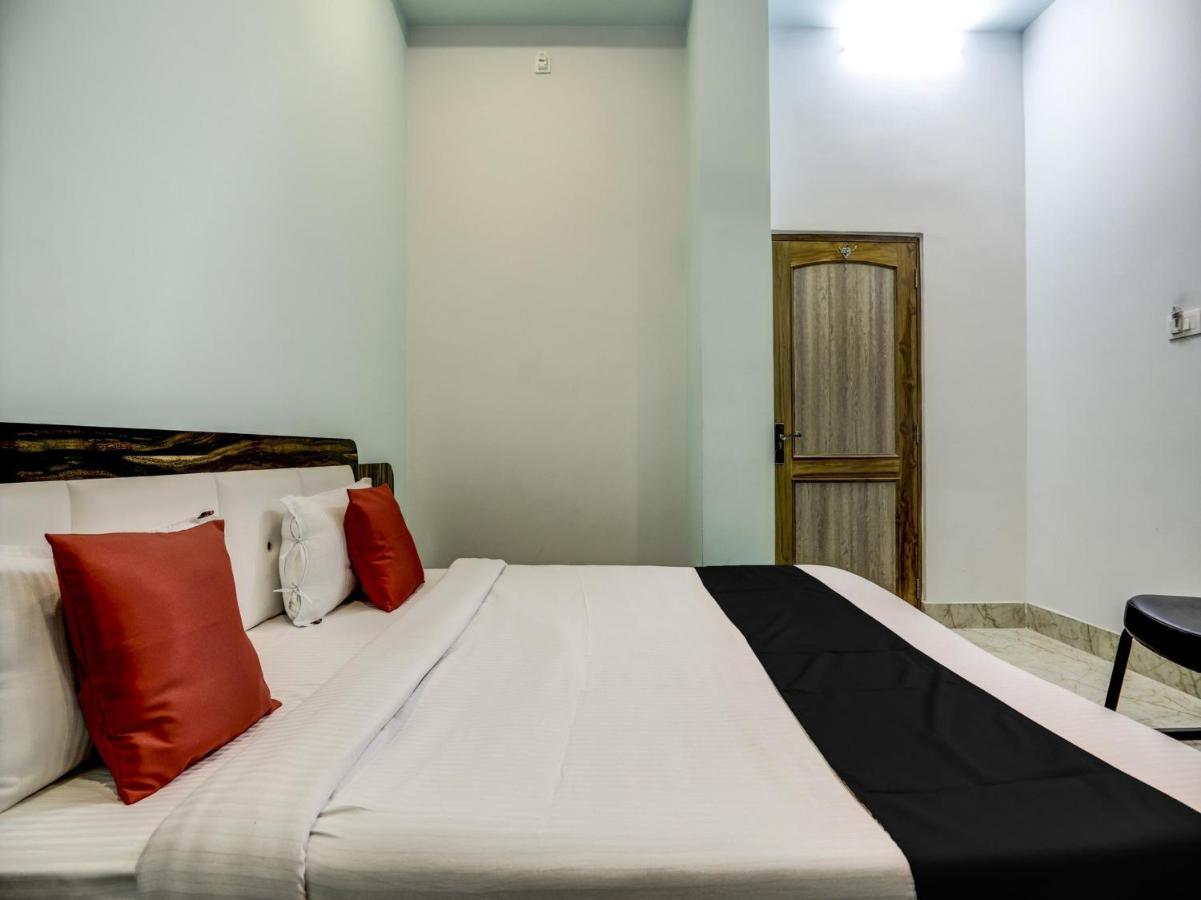 Capital O 72337 Hotel Konkan Tadka Mumbai Exterior photo